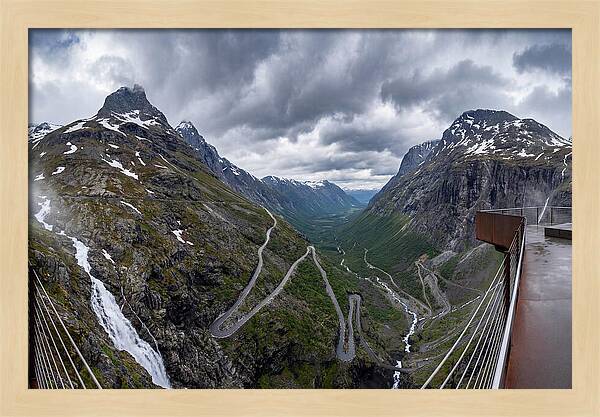 Trollstigen Viewpoint Serenity