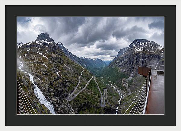 Trollstigen Viewpoint Serenity
