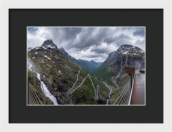 Trollstigen Viewpoint Serenity