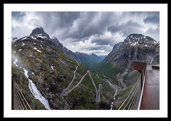 Trollstigen Viewpoint Serenity