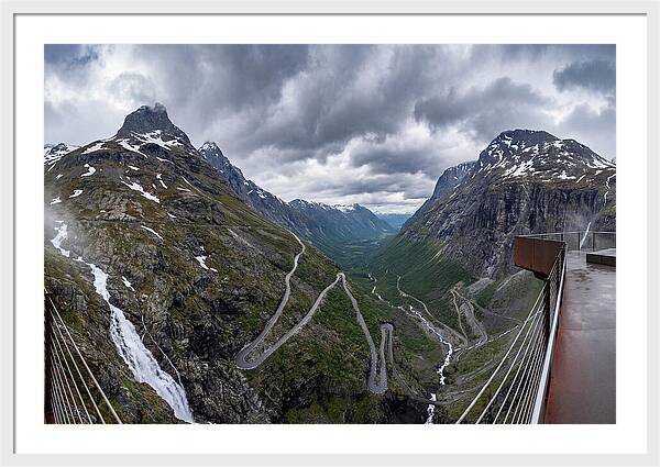 Trollstigen Viewpoint Serenity