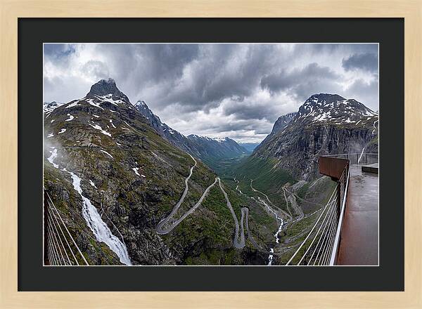 Trollstigen Viewpoint Serenity