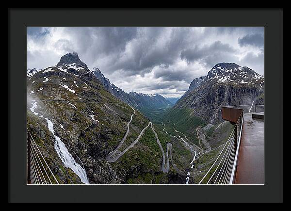 Trollstigen Viewpoint Serenity