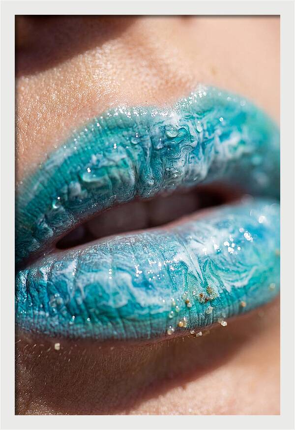 Turquoise Wave Lips