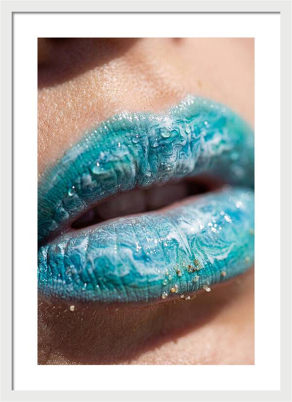 Turquoise Wave Lips