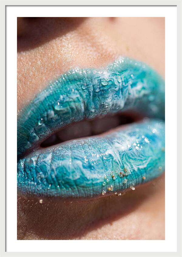Turquoise Wave Lips