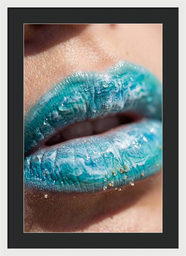 Turquoise Wave Lips