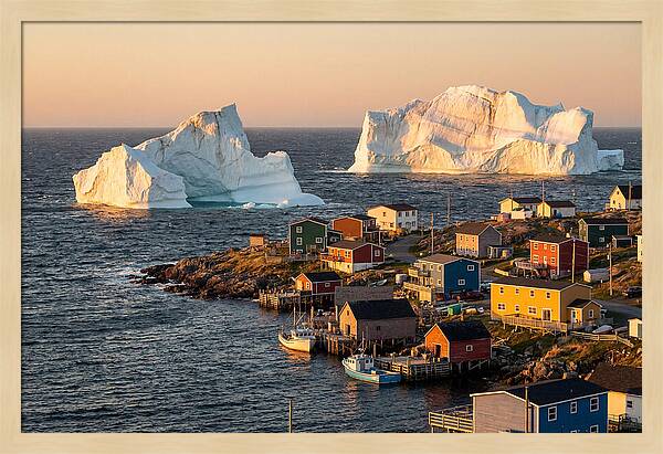 Twillingate Icebergs At Golden Hour