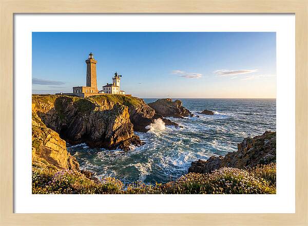 Twin Lights Of Highlands
