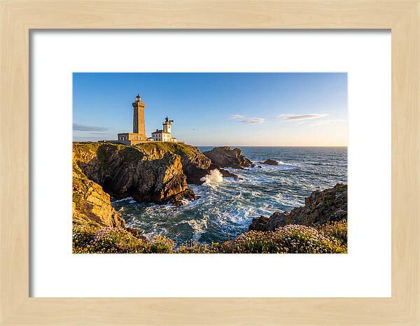 Twin Lights Of Highlands