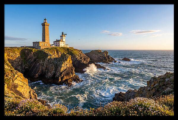Twin Lights Of Highlands