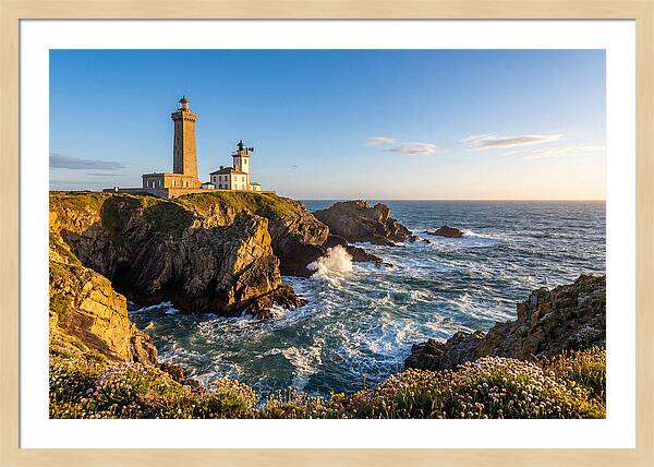 Twin Lights Of Highlands