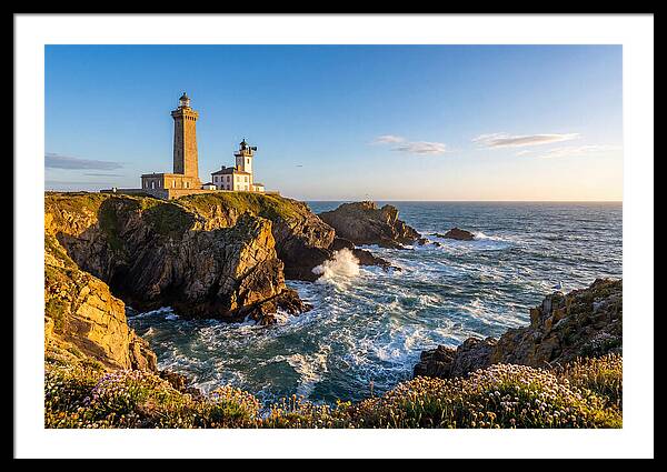 Twin Lights Of Highlands