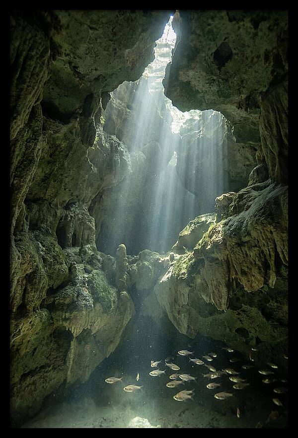 Underwater Cave Light