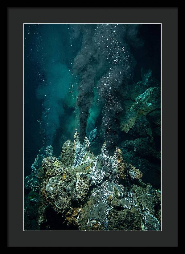 Underwater Eruption Mystique