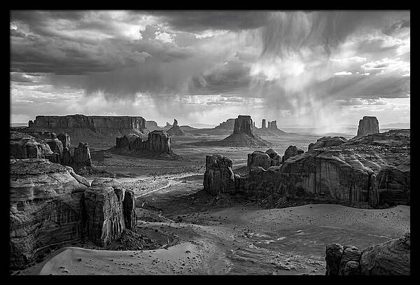 Valley Of Kings Desert Vista