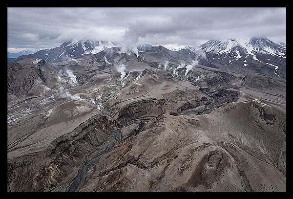 Valley Of Ten Thousand Smokes