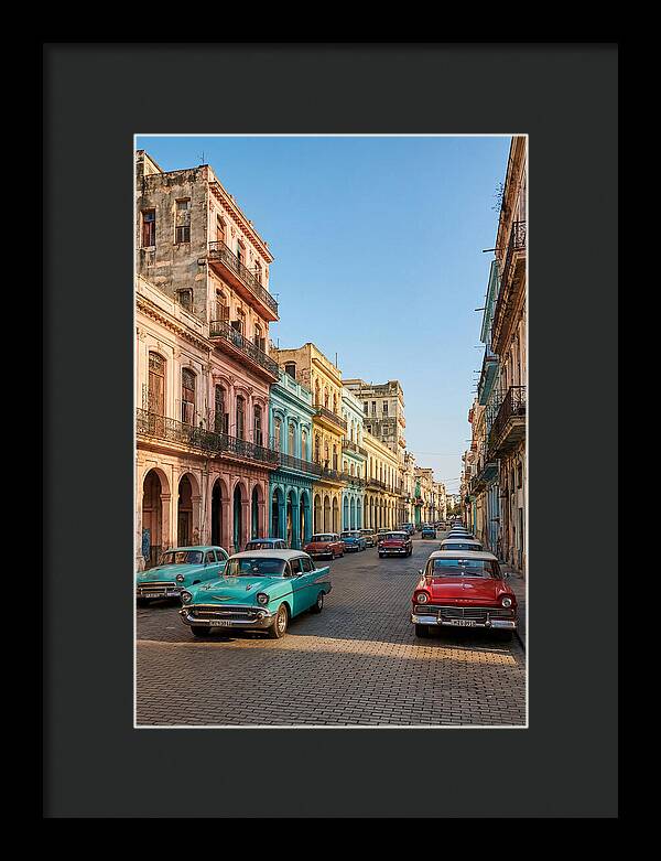 Vibrant Classic Cars Of Havana