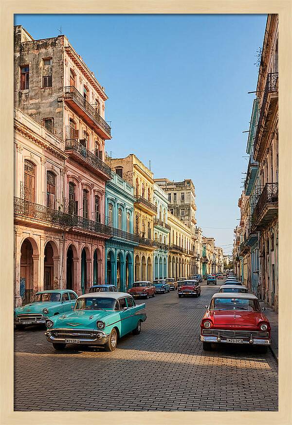 Vibrant Classic Cars Of Havana