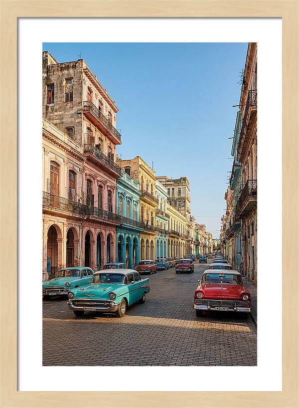 Vibrant Classic Cars Of Havana