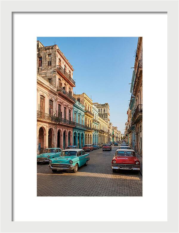Vibrant Classic Cars Of Havana