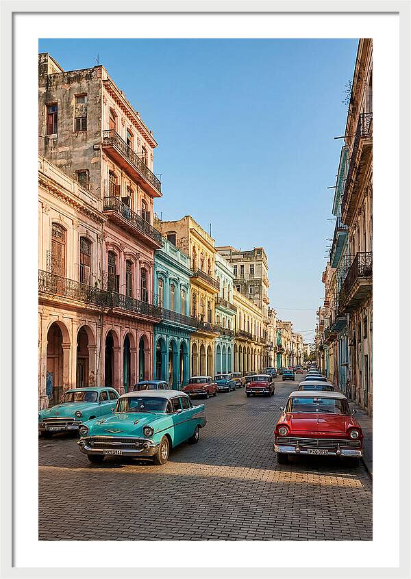 Vibrant Classic Cars Of Havana