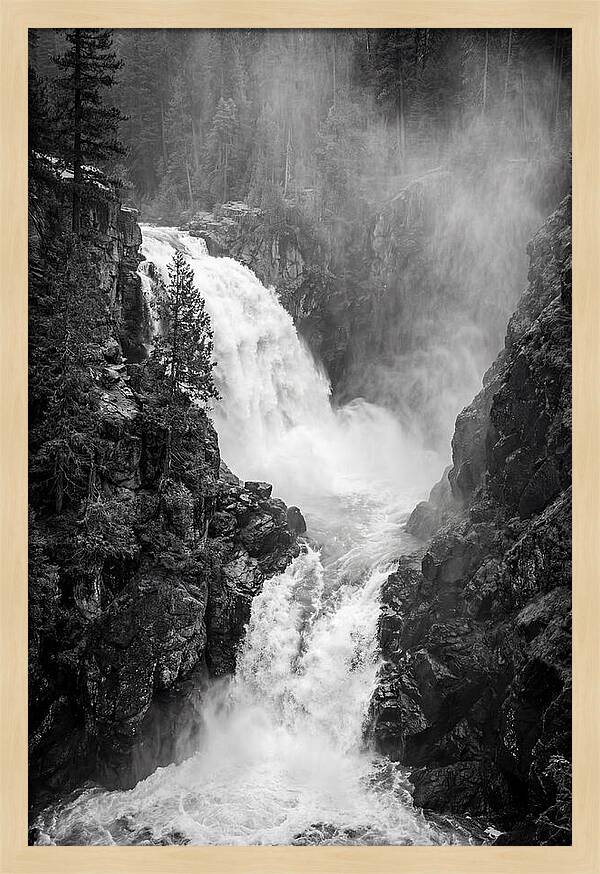 Victoria Falls Cascade Power