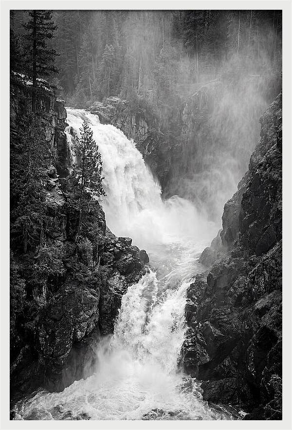 Victoria Falls Cascade Power