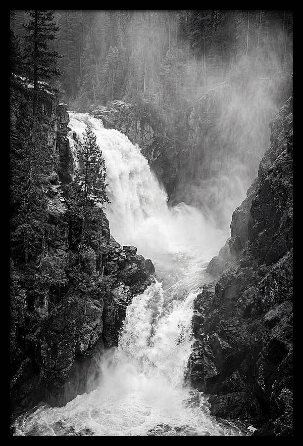 Victoria Falls Cascade Power