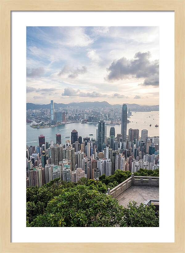 Victoria Peak Skyline View