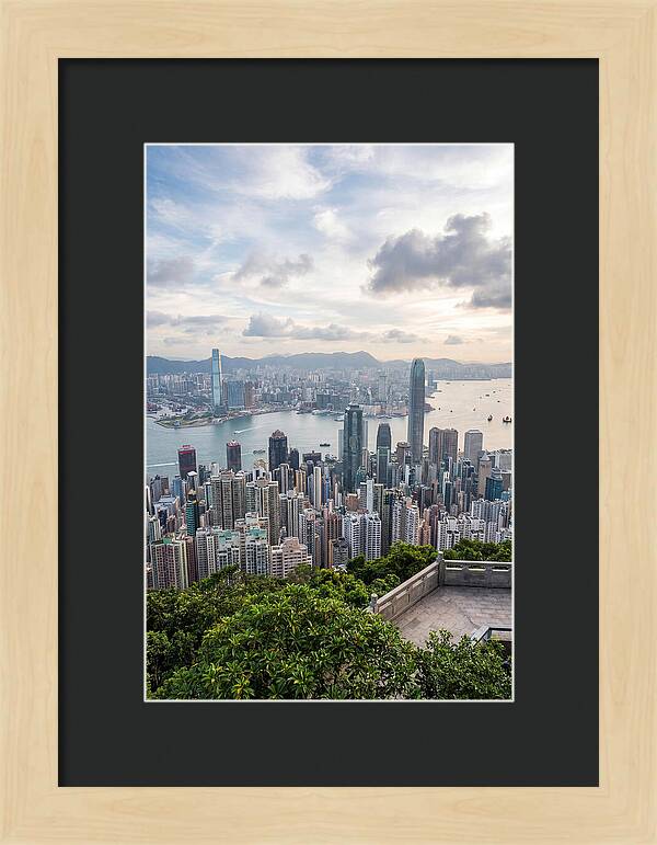 Victoria Peak Skyline View