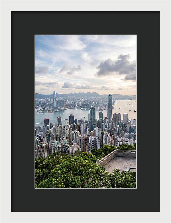 Victoria Peak Skyline View