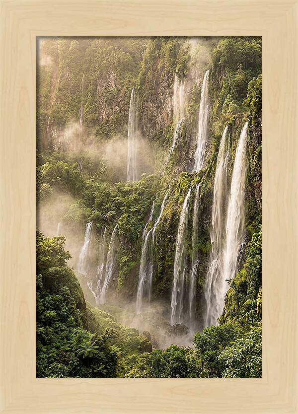 Voile De La Mariee Waterfall