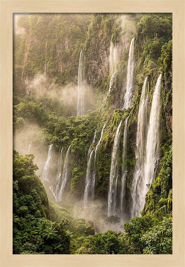 Voile De La Mariee Waterfall