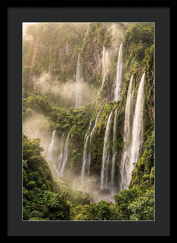 Voile De La Mariee Waterfall