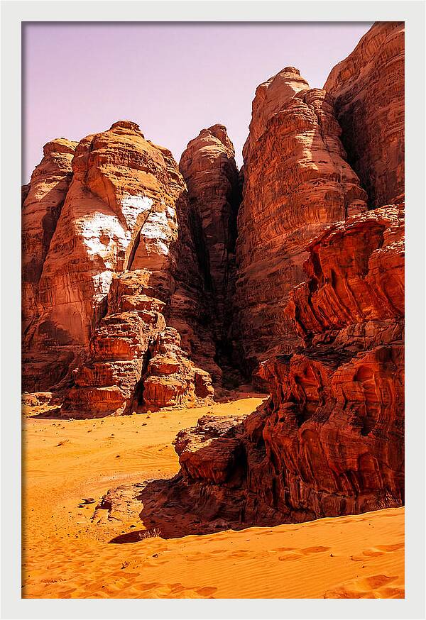 Wadi Rums Majestic Landscape