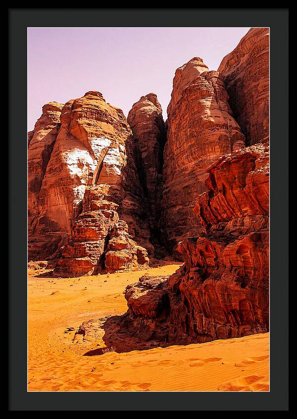 Wadi Rums Majestic Landscape
