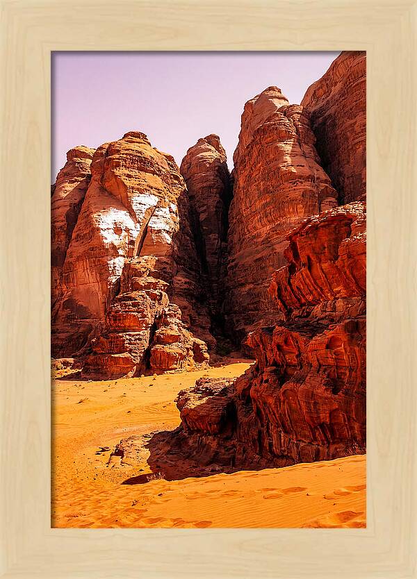 Wadi Rums Majestic Landscape