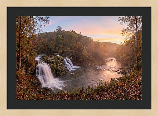 Wadsworth Falls Cascade