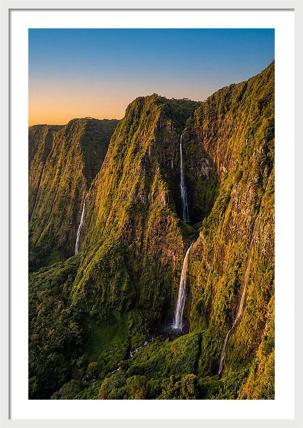 Waipio Valley Majesty