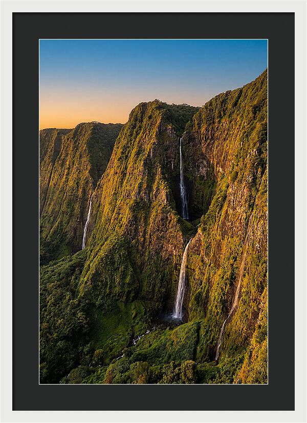 Waipio Valley Majesty