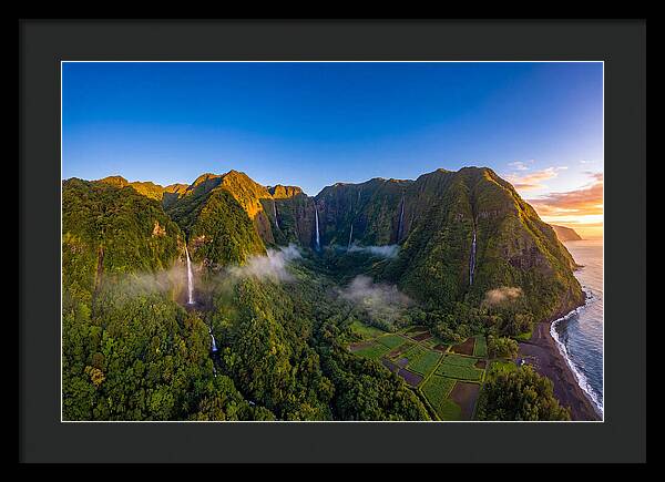Waipio Valley Serenity