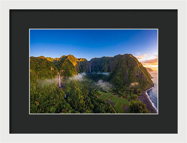 Waipio Valley Serenity