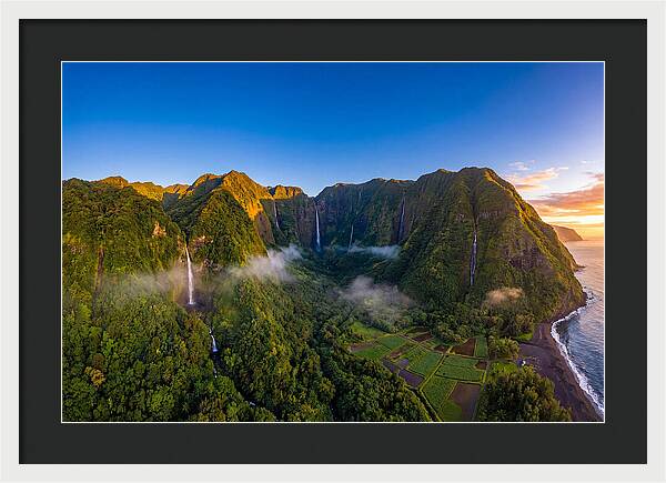 Waipio Valley Serenity
