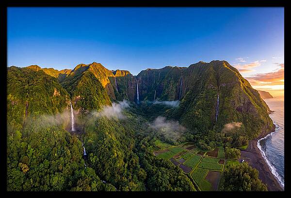 Waipio Valley Serenity