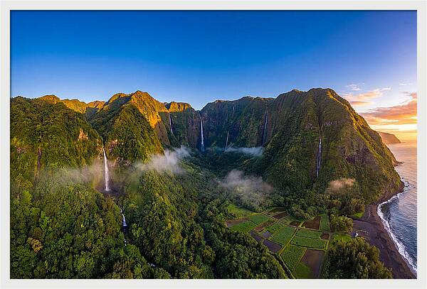 Waipio Valley Serenity