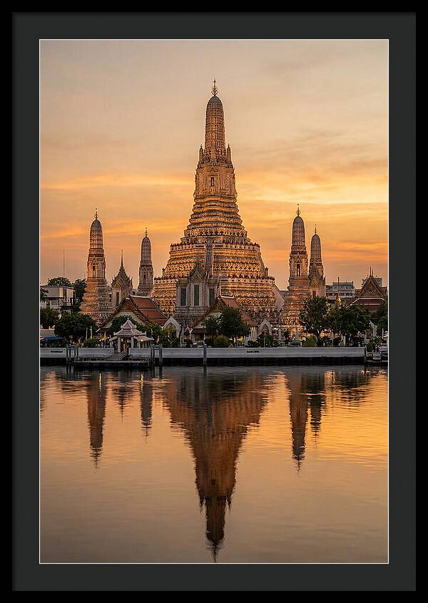 Wat Arun Temple At Golden Hour