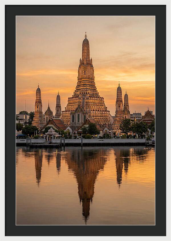Wat Arun Temple At Golden Hour