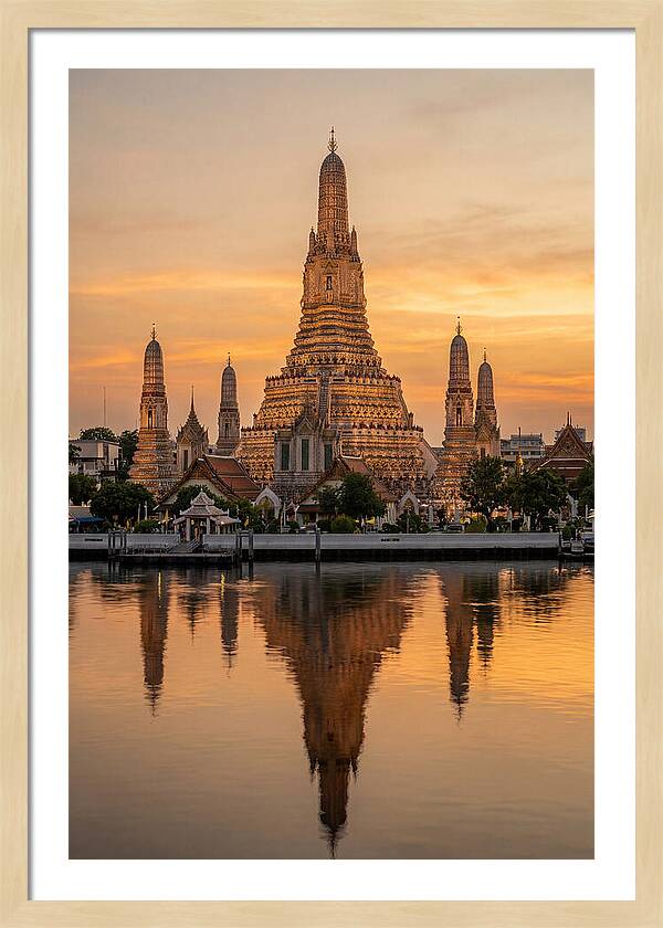 Wat Arun Temple At Golden Hour