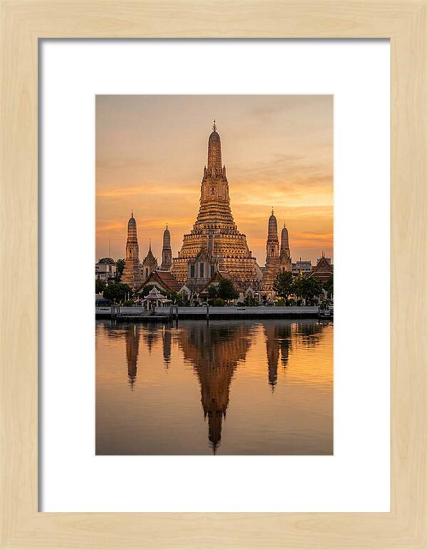 Wat Arun Temple At Golden Hour